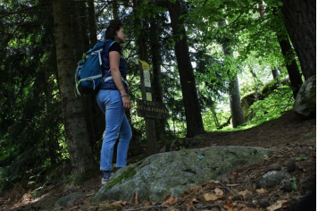 Balade sentier des megalithes Anne M