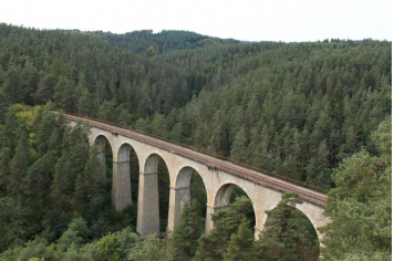 Vue depuis la ligne de chemin de fer touristique Anne M